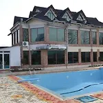 Aeroport Hotel 3*