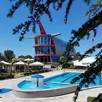 Aeroport 3* Rinas