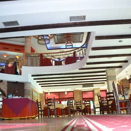 Hotel Aeroport 3*