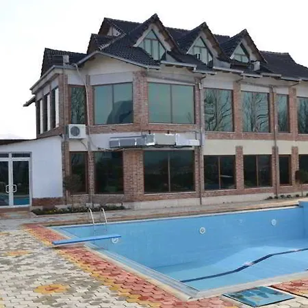 Aeroport Hotel 3*