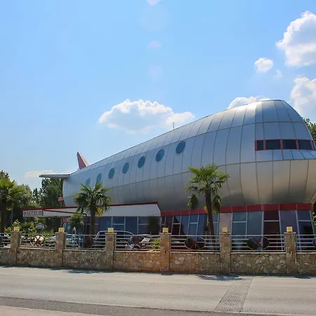 Hotel Aeroport 3*