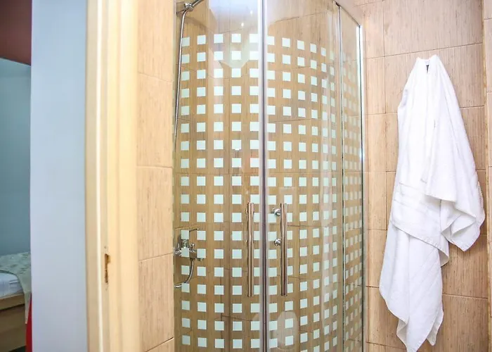 Aeroport Hotel 3*