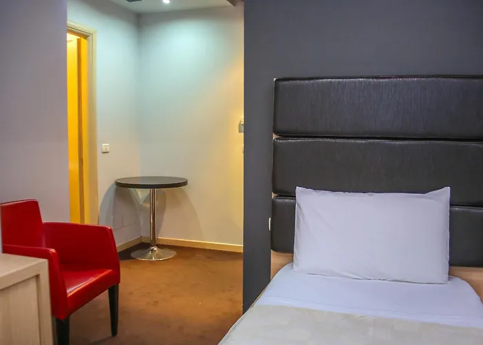 Hotel Aeroport Rinas
