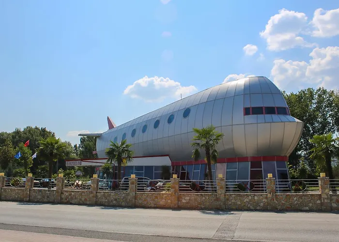 Hotel Aeroport 3*