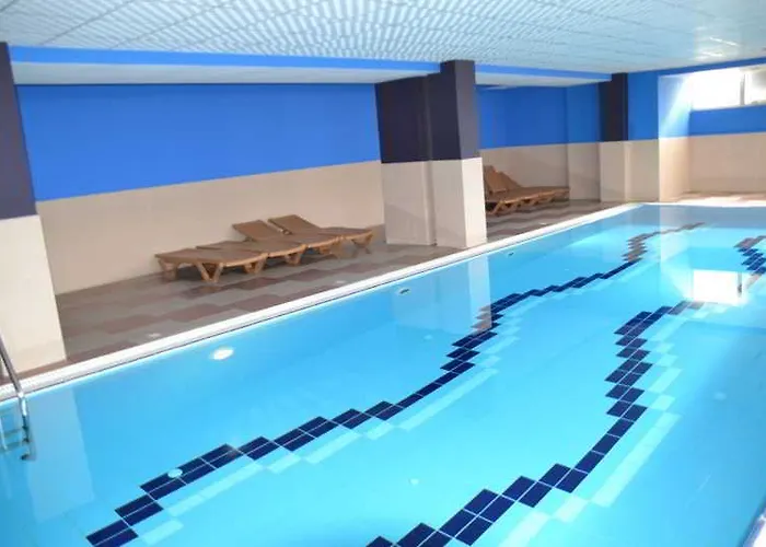 Aeroport Hotel 3*