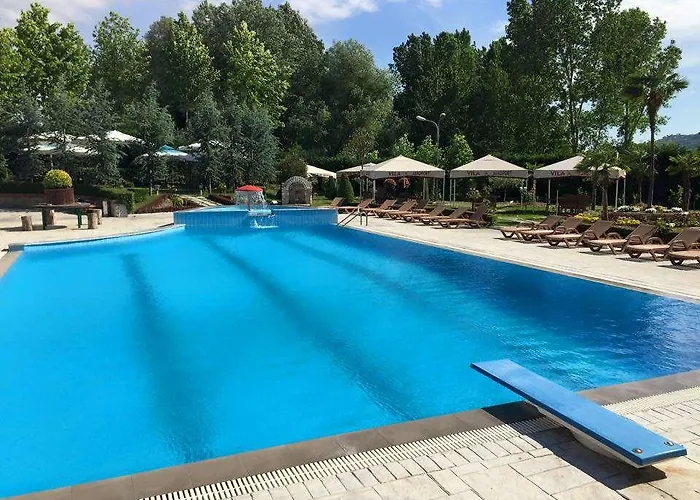 Aeroport Hotel 3*