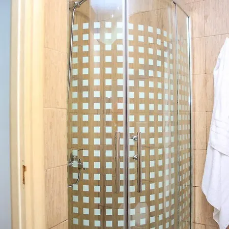 Aeroport Hotel 3*