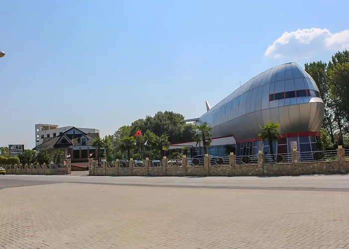 Aeroport Hotel Rinas